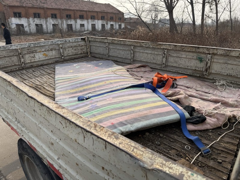 济宁19年福田时代轻卡8