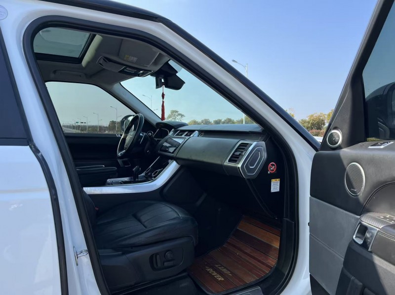 盐城18年路虎揽胜运动7