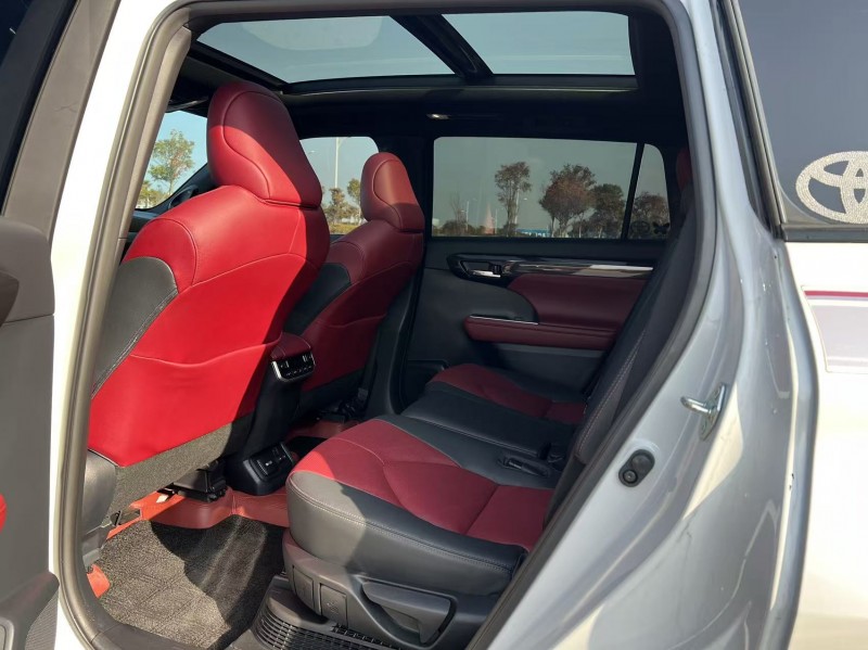 盐城24年丰田皇冠5