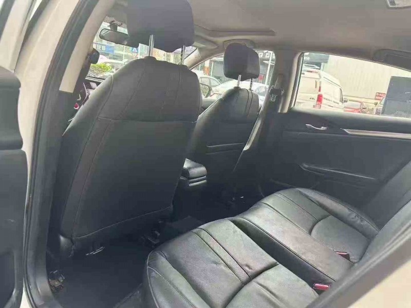 汕头17年本田思域5