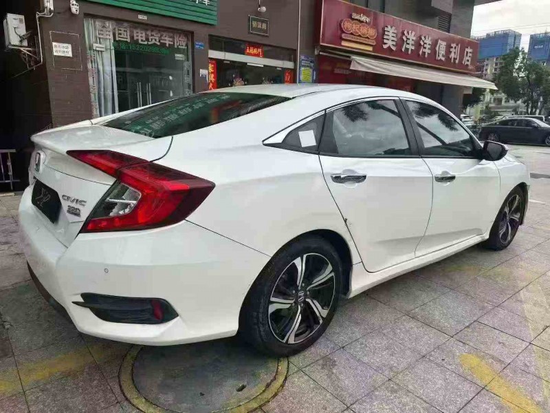 汕头17年本田思域8