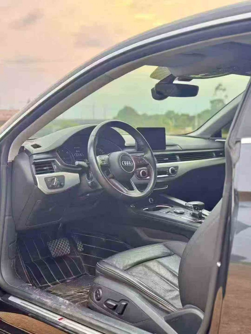 佛山19年奥迪A56