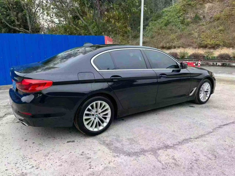 北海20年宝马5系8