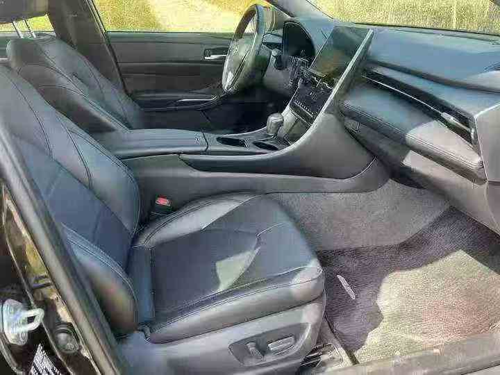 珠海23年丰田亚洲龙4