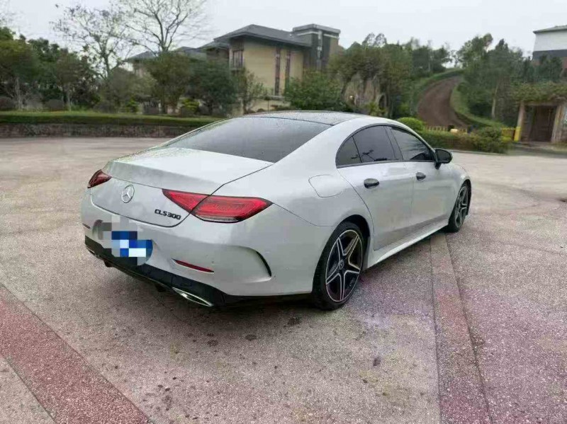 邵阳19年奔驰CLS9