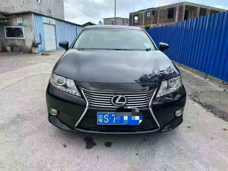 防城港14年雷克萨斯ES1