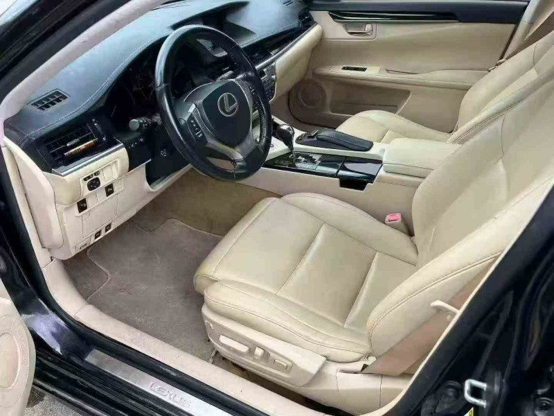 防城港14年雷克萨斯ES6