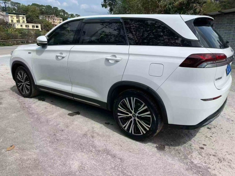 北海20年长安汽车欧尚7