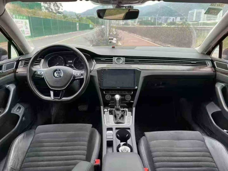 湛江18年大众迈腾5