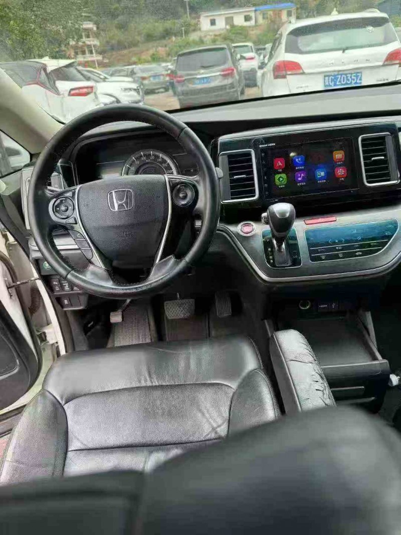 防城港17年本田艾力绅4