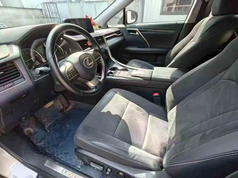 安慶22年雷克薩斯RX4