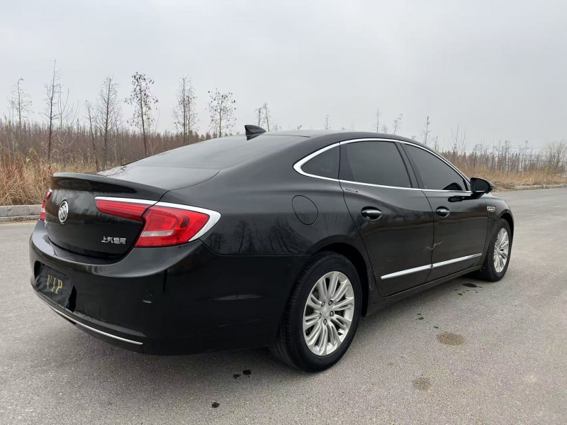 盐城18年别克君越8