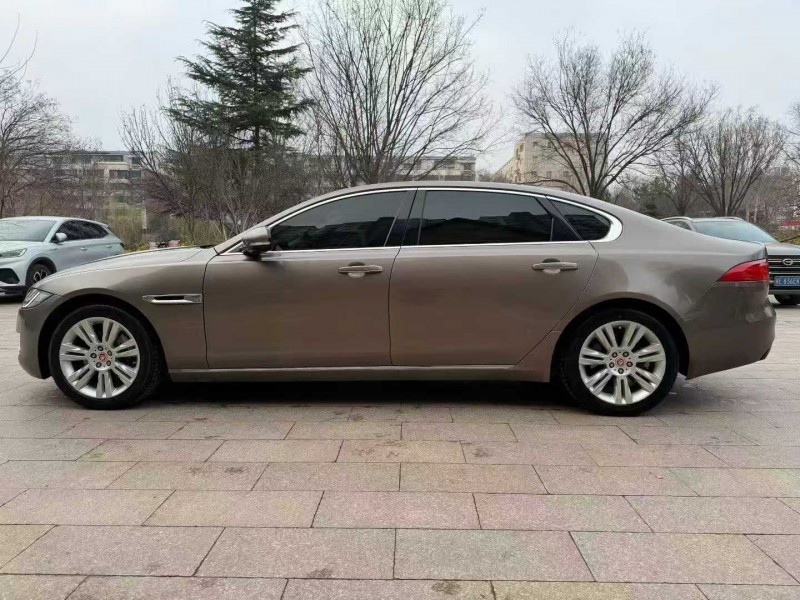 邢台19年捷豹XFL2