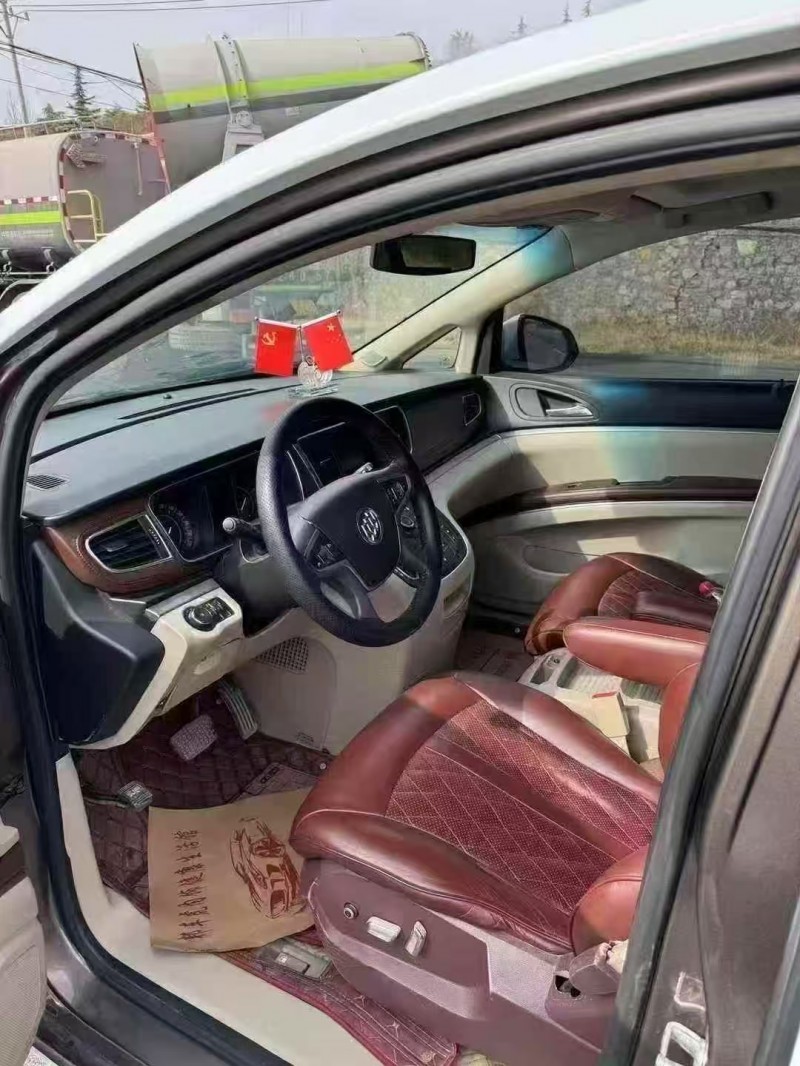 邯鄲18年別克GL86