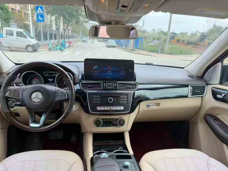 南宁16年奔驰GLE5