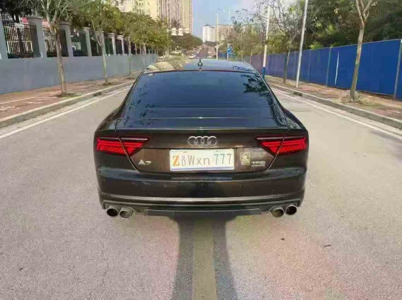 南寧16年奧迪A7L9