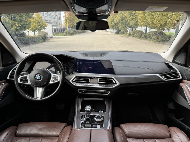 盐城21年宝马X59