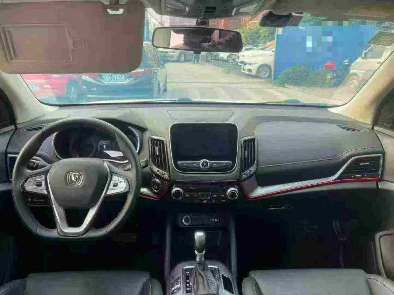 南寧19年長安汽車CS555