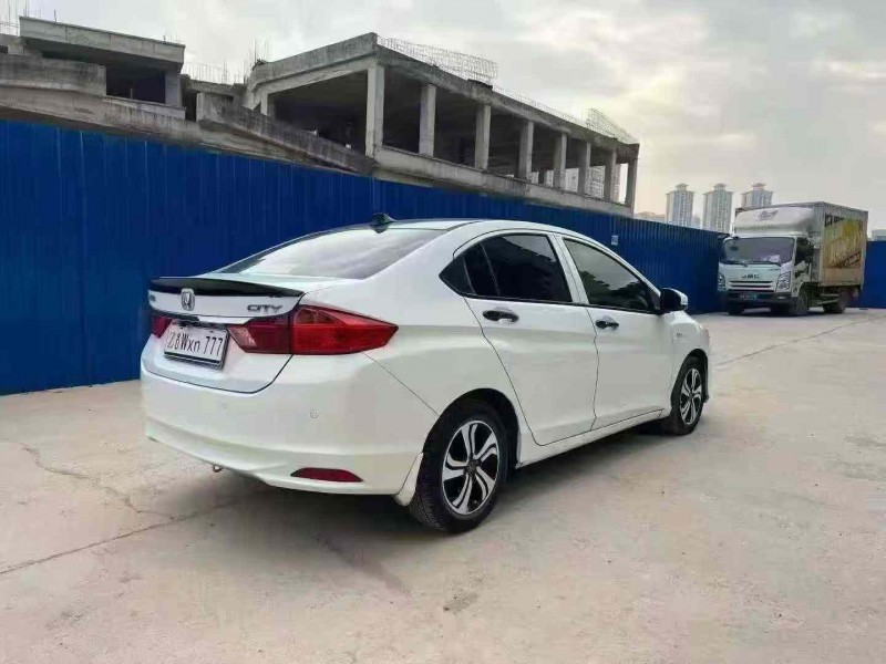 南宁17年本田锋范7