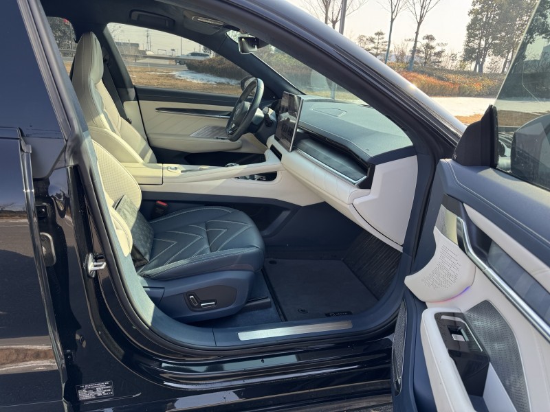 盐城23年极氪汽车0019