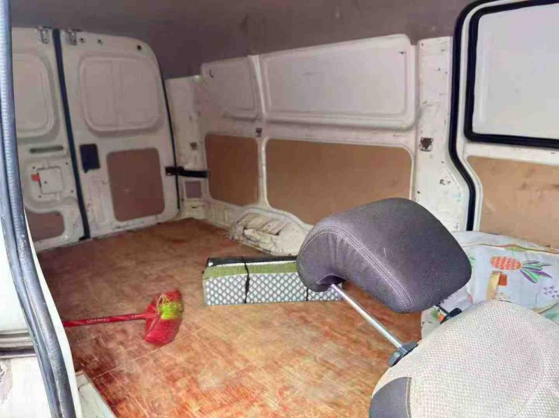 南宁23年长安汽车跨越星6