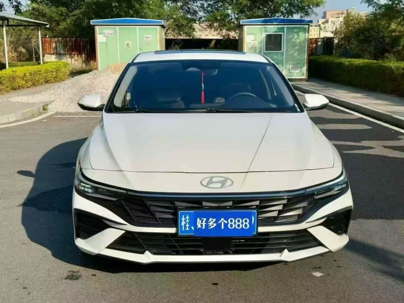 东莞24年现代伊兰特1