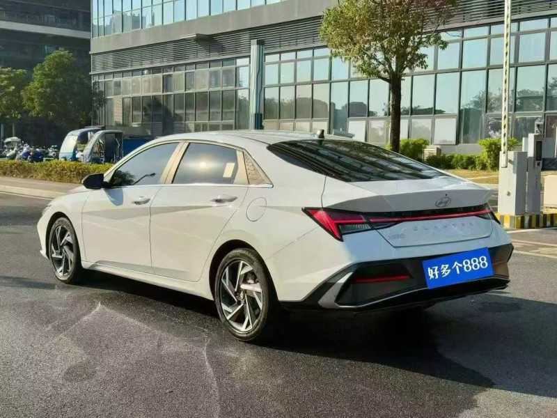 东莞24年现代伊兰特8