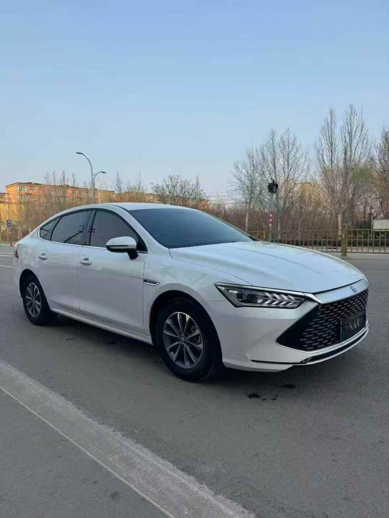 邢臺25年比亞迪秦2