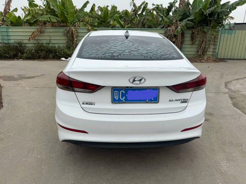 中山19年现代领动5