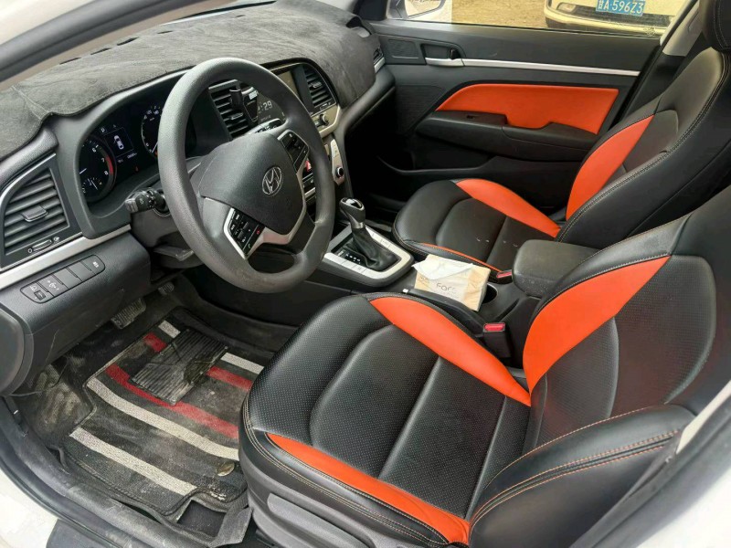 中山19年现代领动9