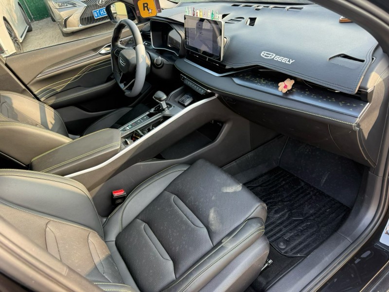 中山24年吉利EC79