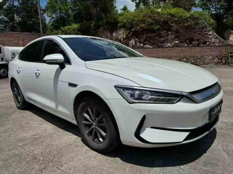 河源23年比亚迪秦2