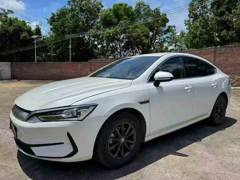 河源23年比亚迪秦3