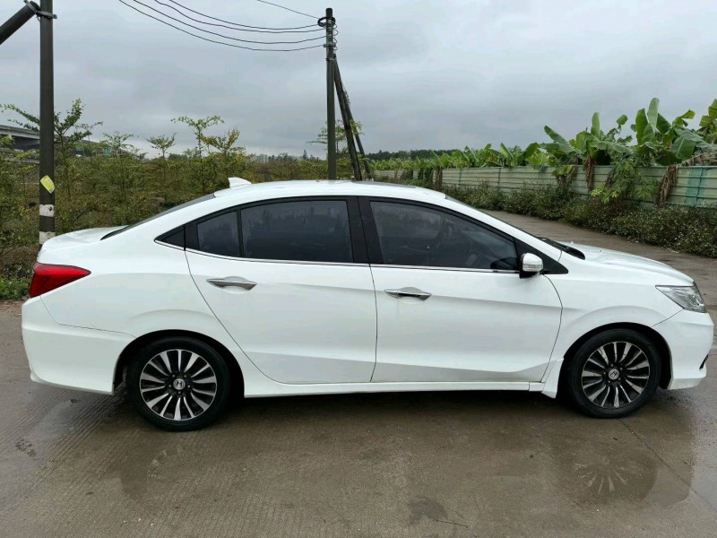 中山14年本田凌派3