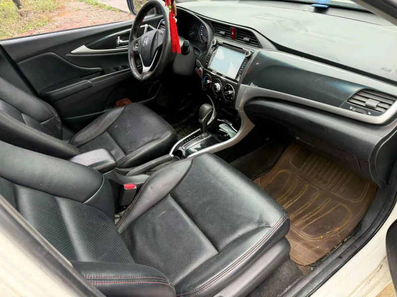 中山14年本田凌派9