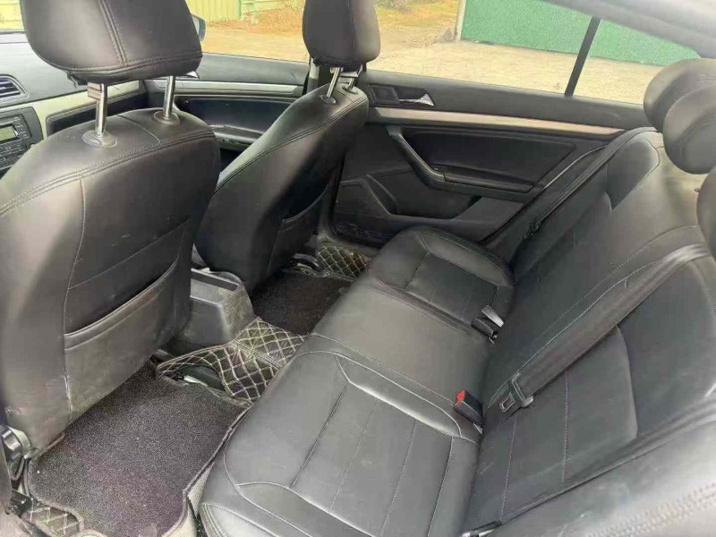 中山21年大众朗逸8