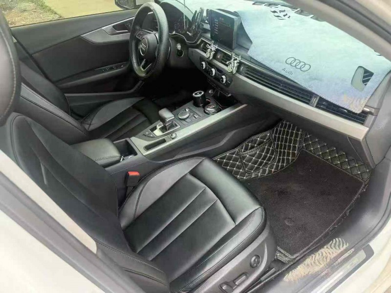 中山19年奥迪A4L7