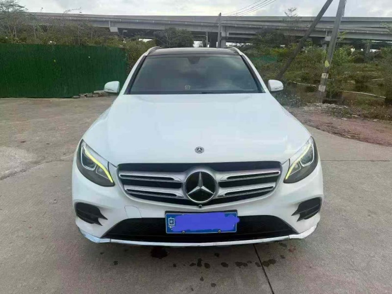 中山18年奔驰GLC1