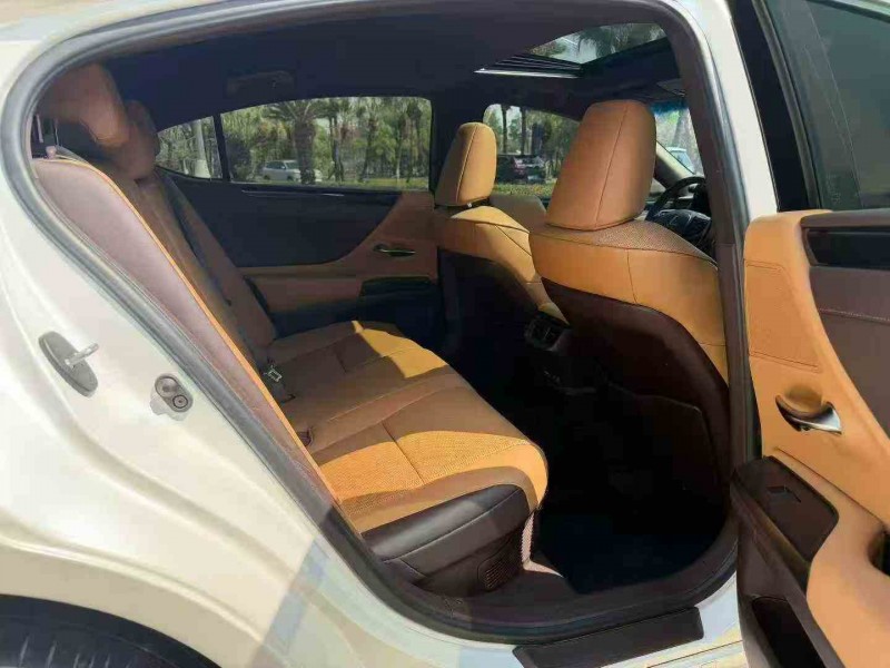 珠海20年雷克萨斯ES4