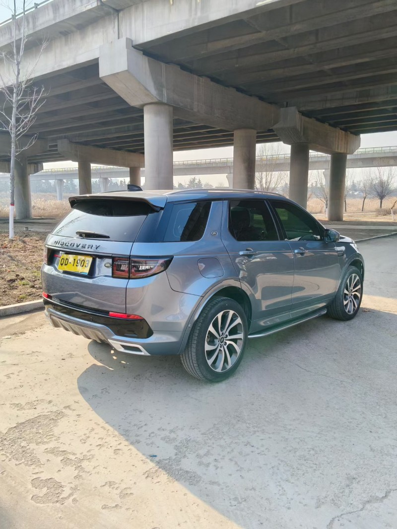 青岛22年路虎发现8