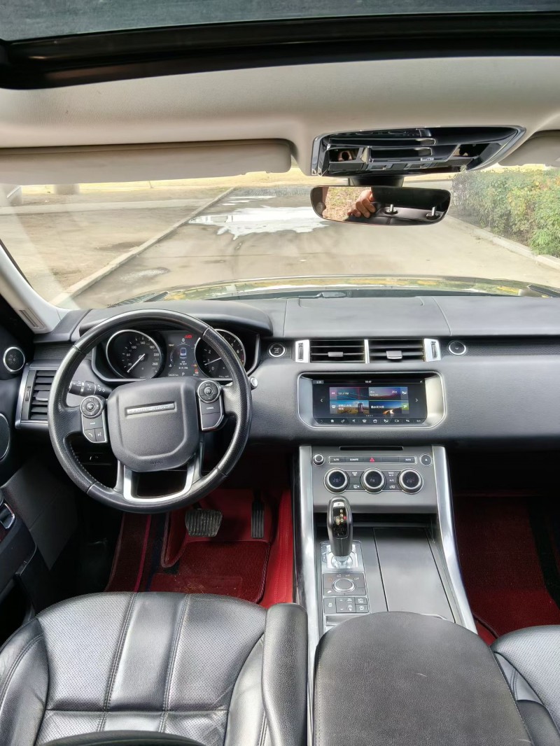 青岛17年路虎揽胜运动5