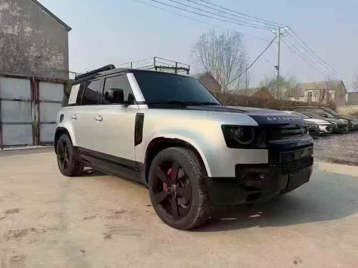 枣庄23年路虎卫士3