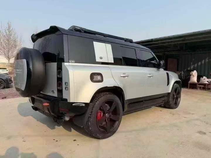 枣庄23年路虎卫士7