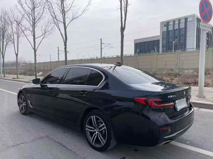 东营21年宝马5系8