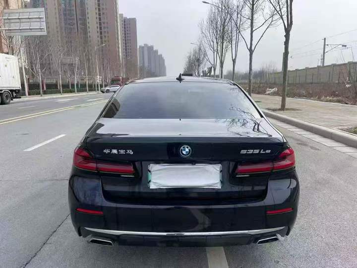 东营21年宝马5系9