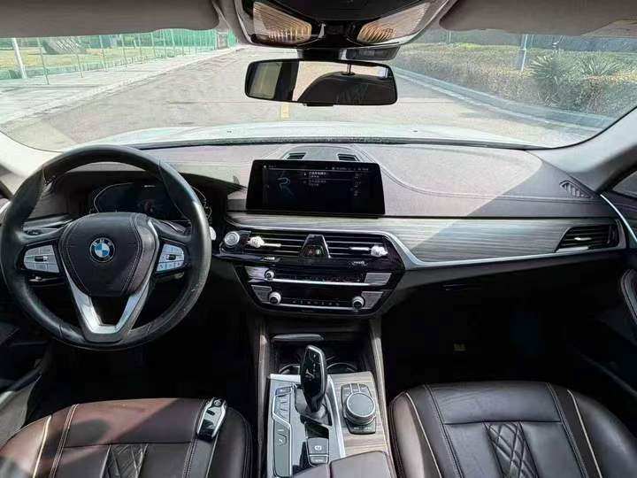 盐城20年宝马5系4