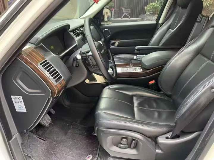 重庆17年路虎揽胜行政4