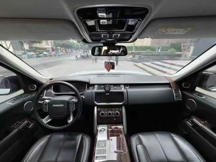 重庆17年路虎揽胜行政5