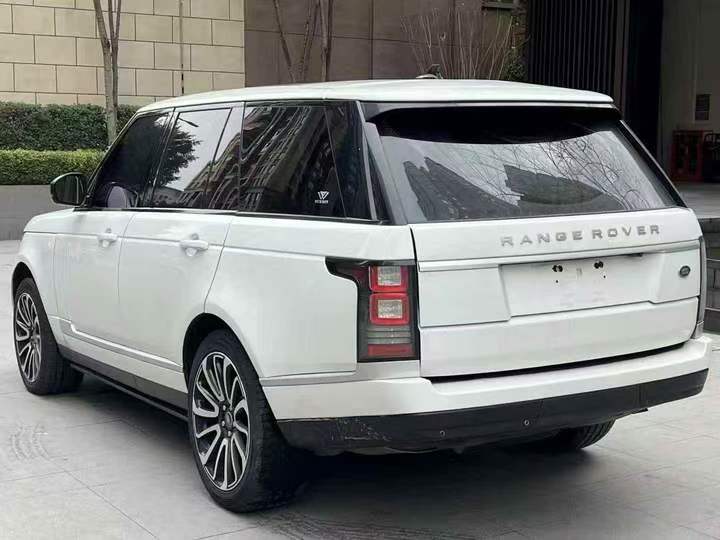 重庆17年路虎揽胜行政8