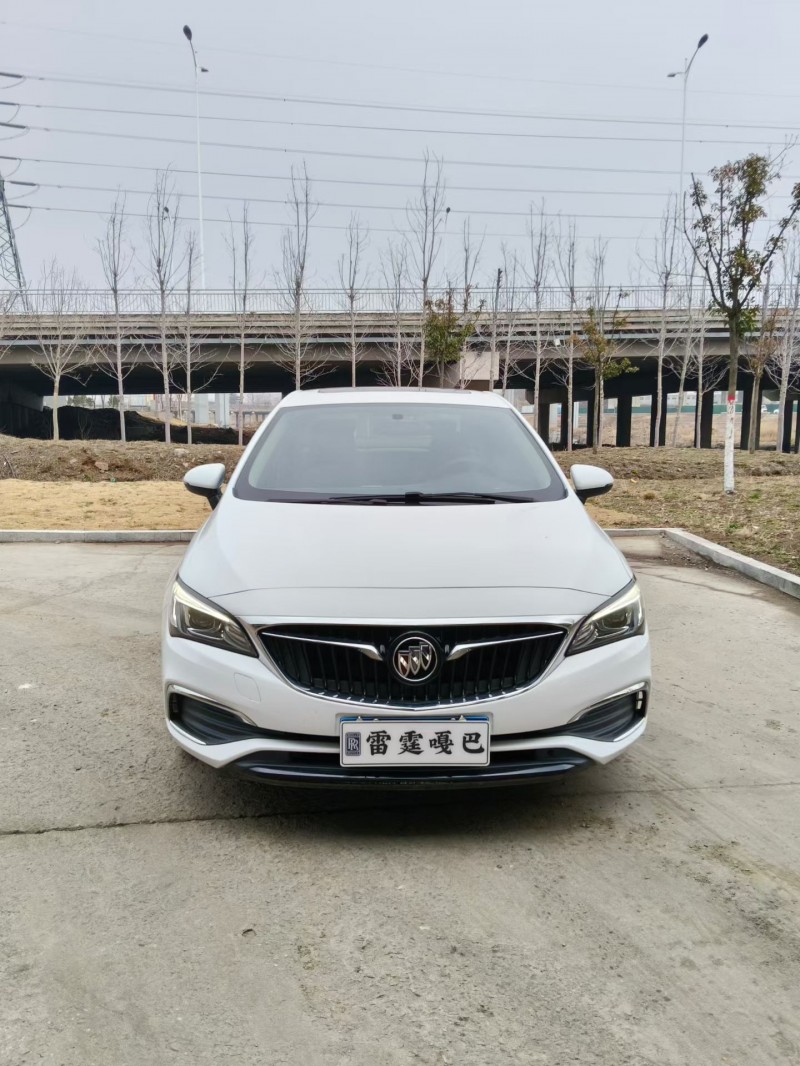 青島19年別克威朗1